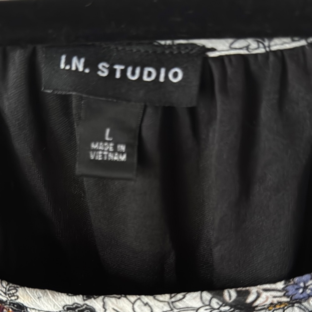 I.N. Studio Multicolor Floral Blouse - Picture 2 of 8